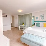 Kuytu Terrace Bed & Breakfast