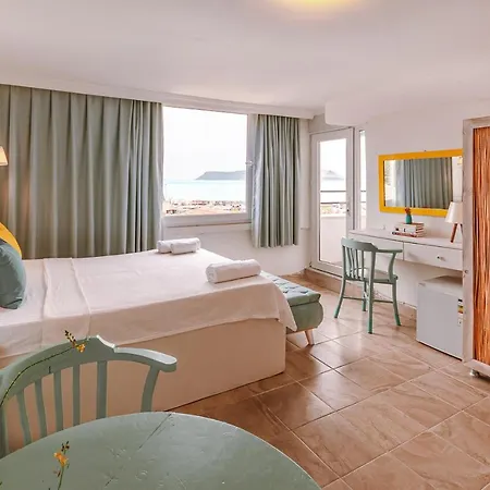 Kuytu Terrace 5* Kaş