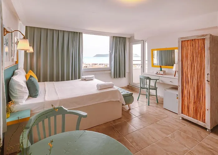 Kuytu Terrace 5* Каш
