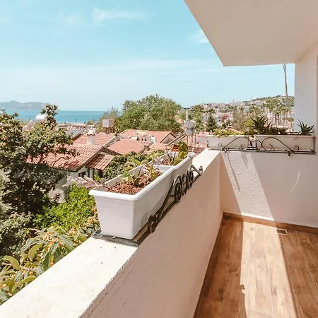 Kuytu Terrace Κας