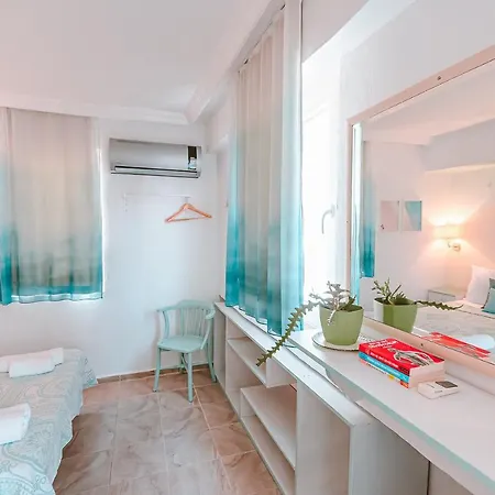 Kuytu Terrace Κας