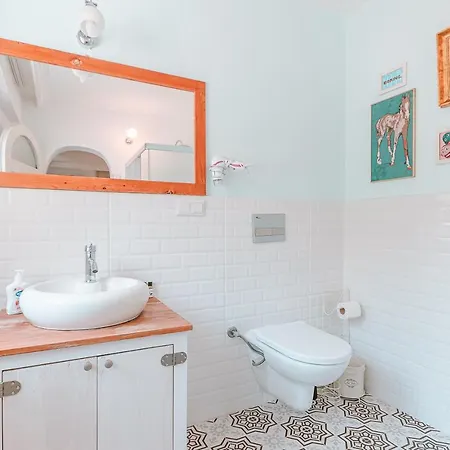 Bed and Breakfast Kuytu Terrace 5*