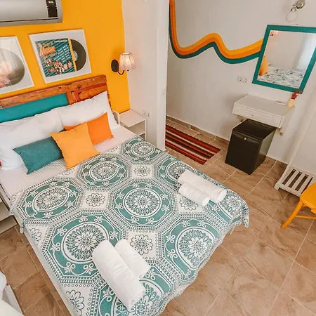 Kuytu Terrace Bed and Breakfast 5*