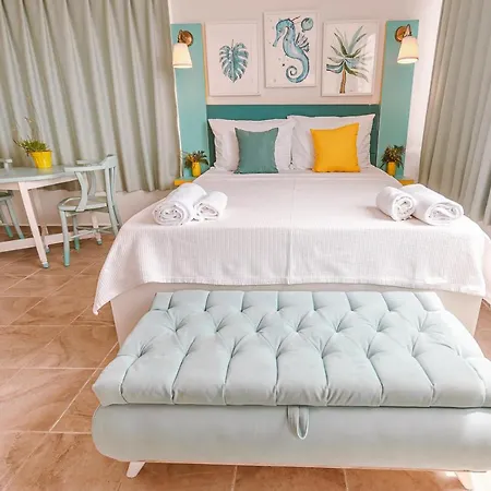 Bed and Breakfast Kuytu Terrace 5*