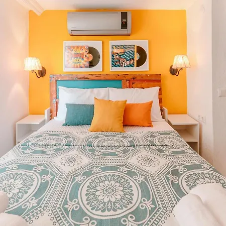 Kuytu Terrace Bed and Breakfast