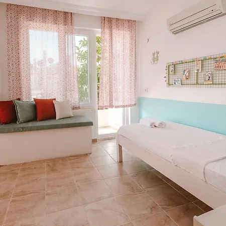 Bed and Breakfast Kuytu Terrace Κας