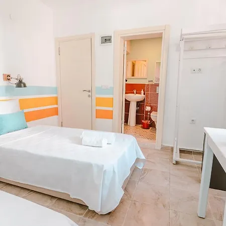 Kuytu Terrace Bed and Breakfast