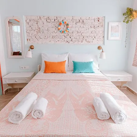 Kuytu Terrace Κας